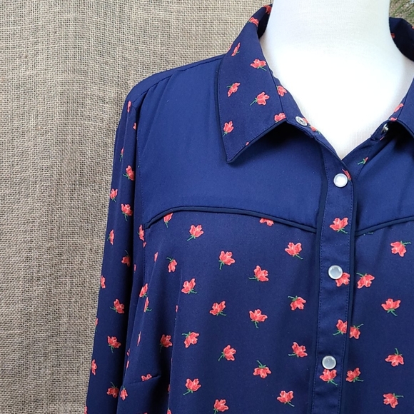 Modcloth Blouse - Picture 2 of 6